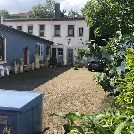 Kunstoase Am Blauen Haus Apartment Dresda Exterior foto
