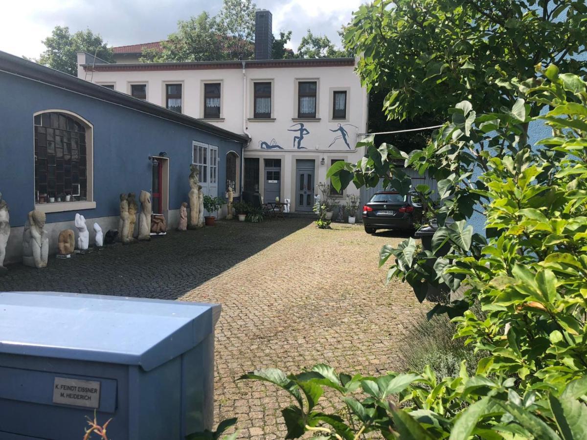 Kunstoase Am Blauen Haus Apartment Dresda Exterior foto