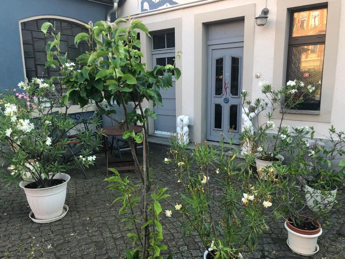 Kunstoase Am Blauen Haus Apartment Dresda Exterior foto